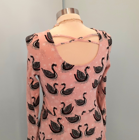 Dress - Picture 3 of 12